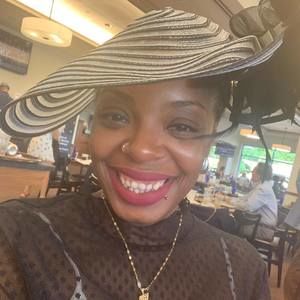 Meet your Posher, Miss-mae